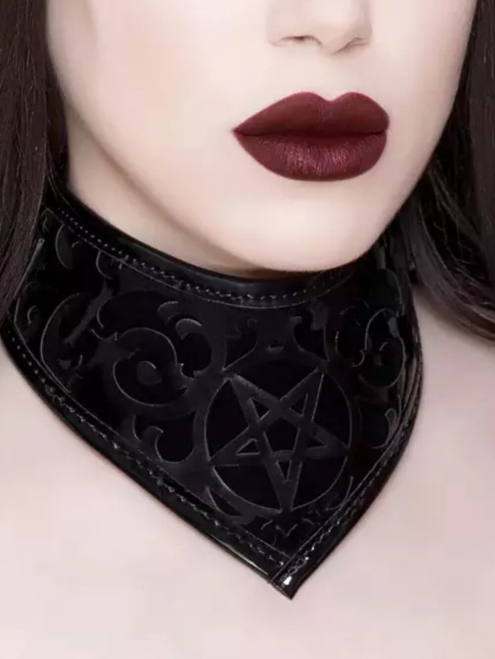 Killstar patent Divine snap choker